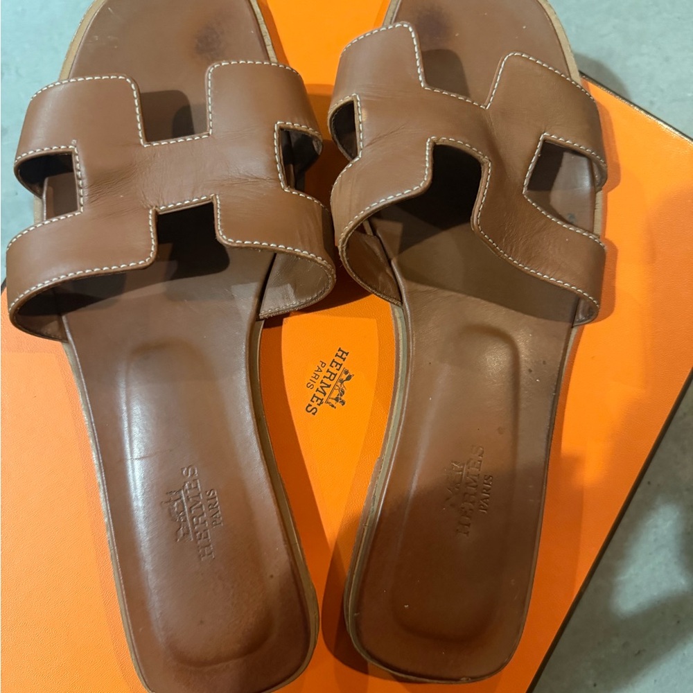 Hermes Brown Leather Oran Sandals